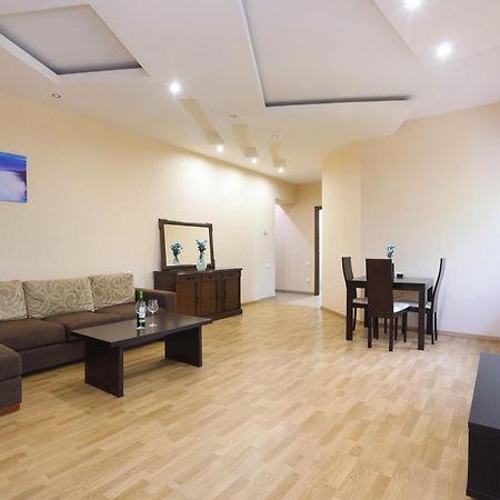 יירבאן Am Apartments 5 מראה חיצוני תמונה